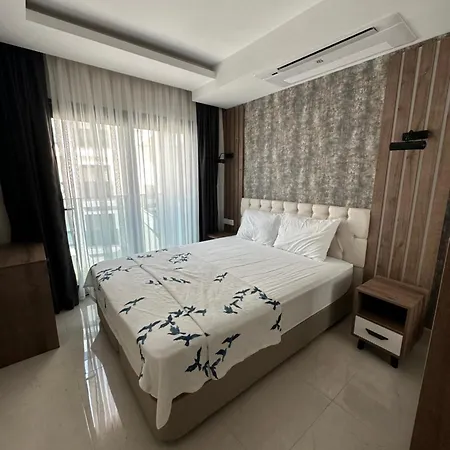 Luxury Seasight דירה